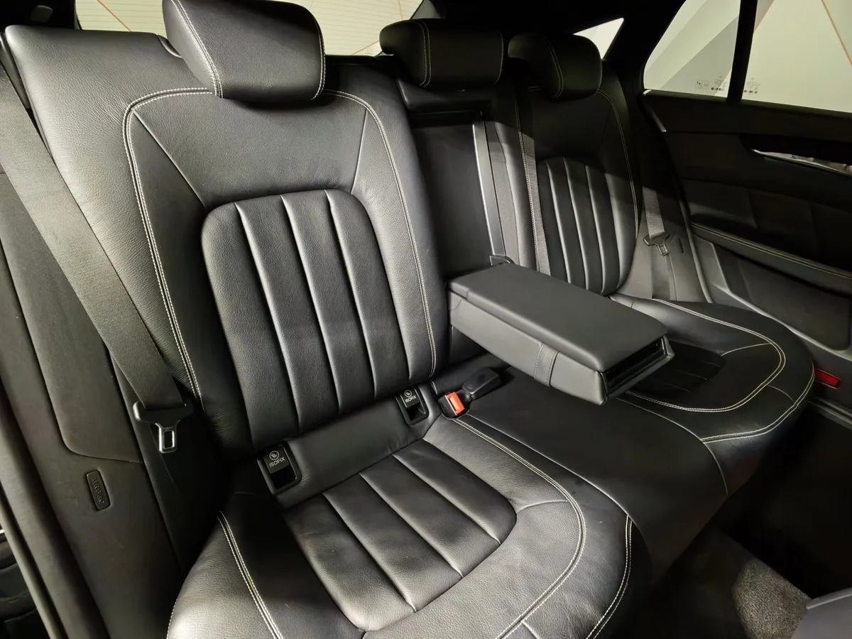 Mercedes-Benz CLS CLS 350 d 4MATIC 9G-TRONIC (249 л.с.) Черный в АВИЛОН. Слайд №17