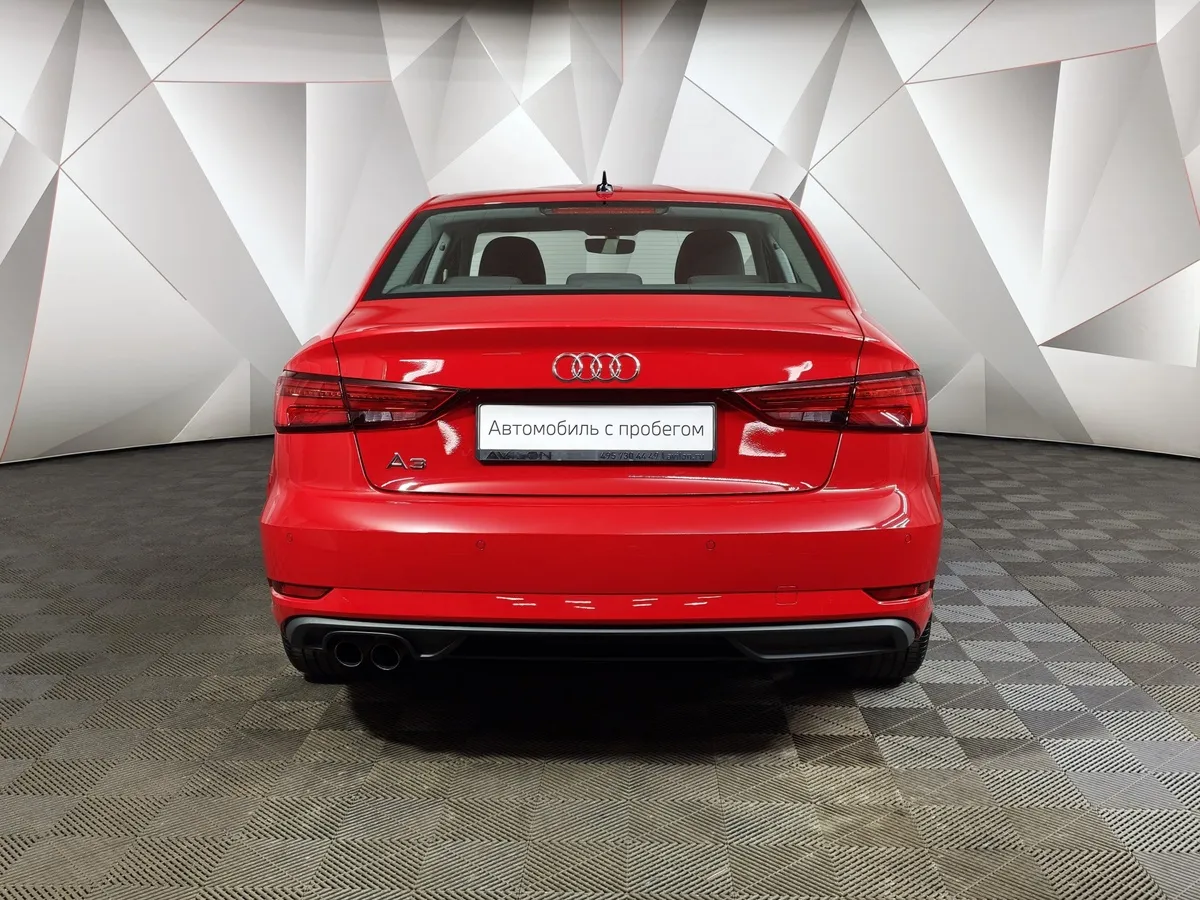 Audi A3 1.4 TFSI AT (150 л.с.) Красный в АВИЛОН. Слайд №8