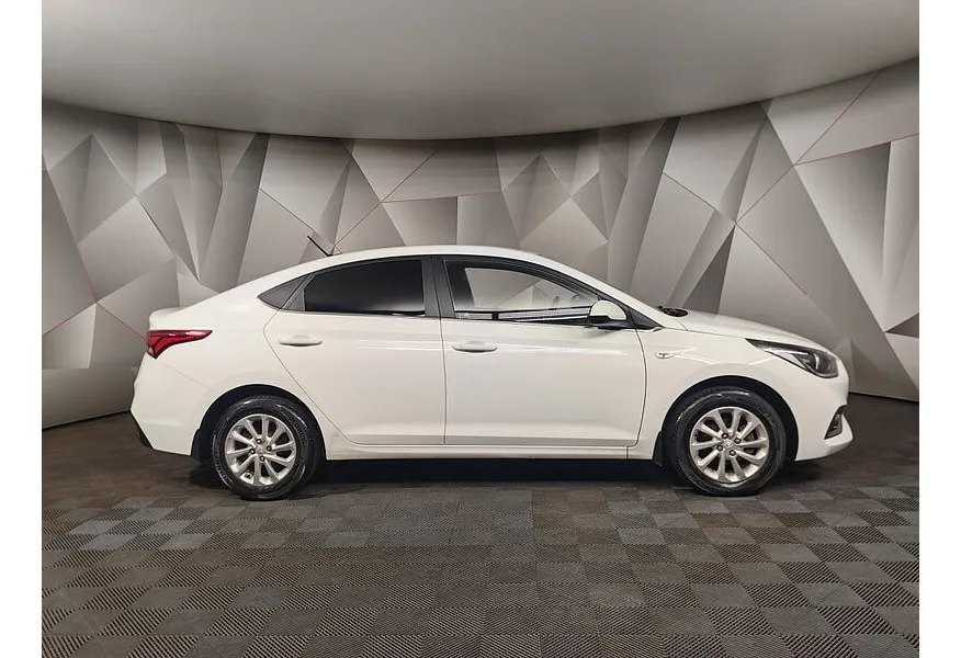 АВИЛОН - Hyundai Solaris 1.6 AT (123 л.с.) Elegance Белый - slide 3