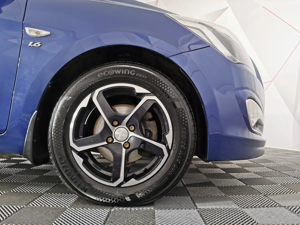 Hyundai Solaris 1.6 AT (123 л.с.) Синий в АВИЛОН. Слайд №9