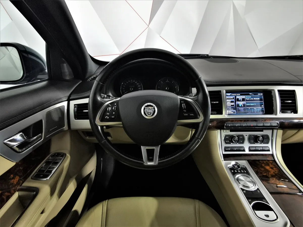 Jaguar XF 3.0 D AT (275 л.с.) Luxury Зеленый в АВИЛОН. Слайд №19