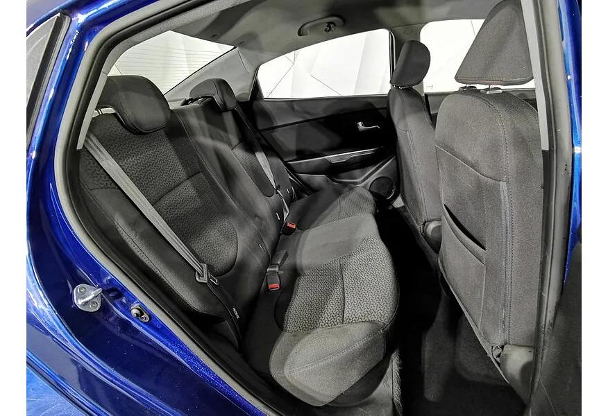 Kia Rio 1.6 AT (123 л.с.) Синий в АВИЛОН. Слайд №17