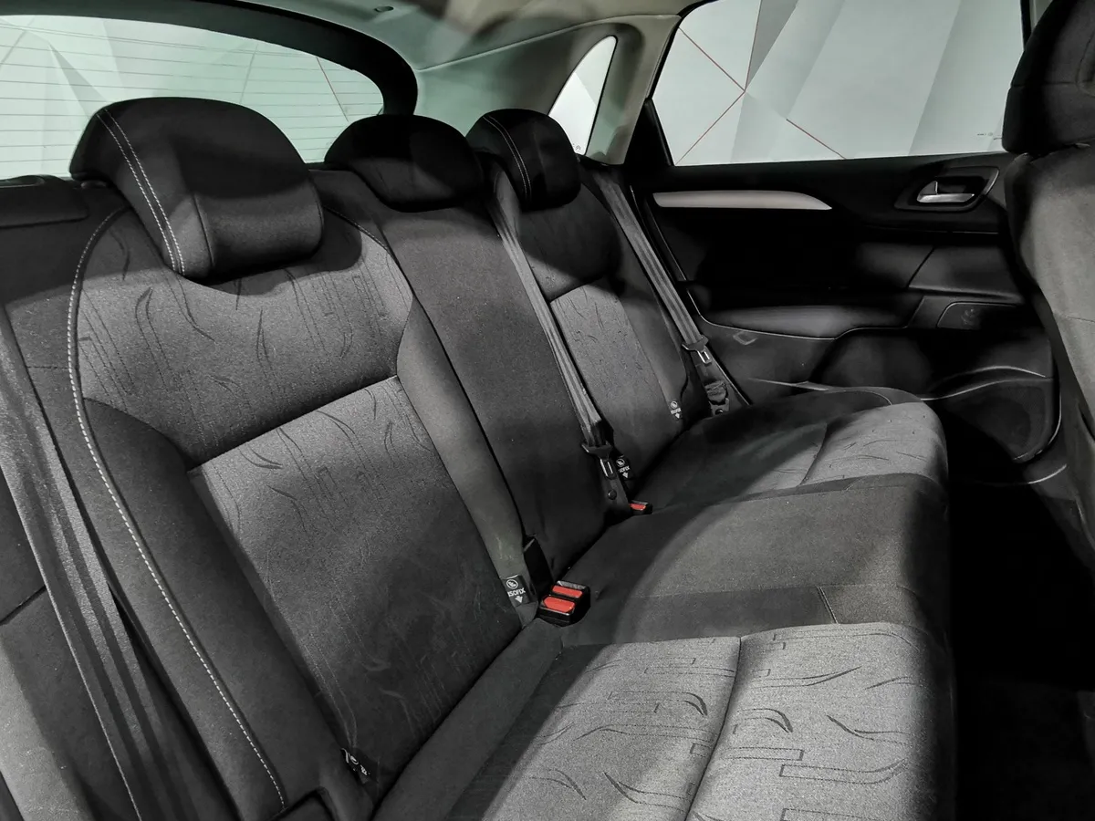 Citroen C4 1.6 VTi AT (120 л.с.) Белый в АВИЛОН. Слайд №16