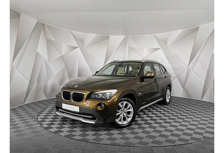 АВИЛОН - BMW X1 xDrive20d AT (184 л.с.) Коричневый - slide 0