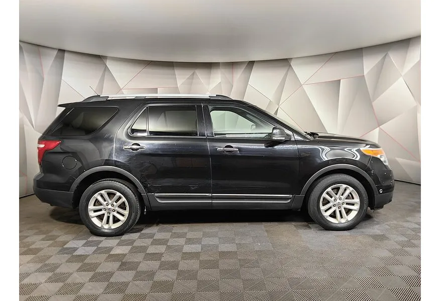 АВИЛОН - Ford Explorer 3.5 SelectShift 4WD (249 л.с.) Limited Plus Черный - slide 3