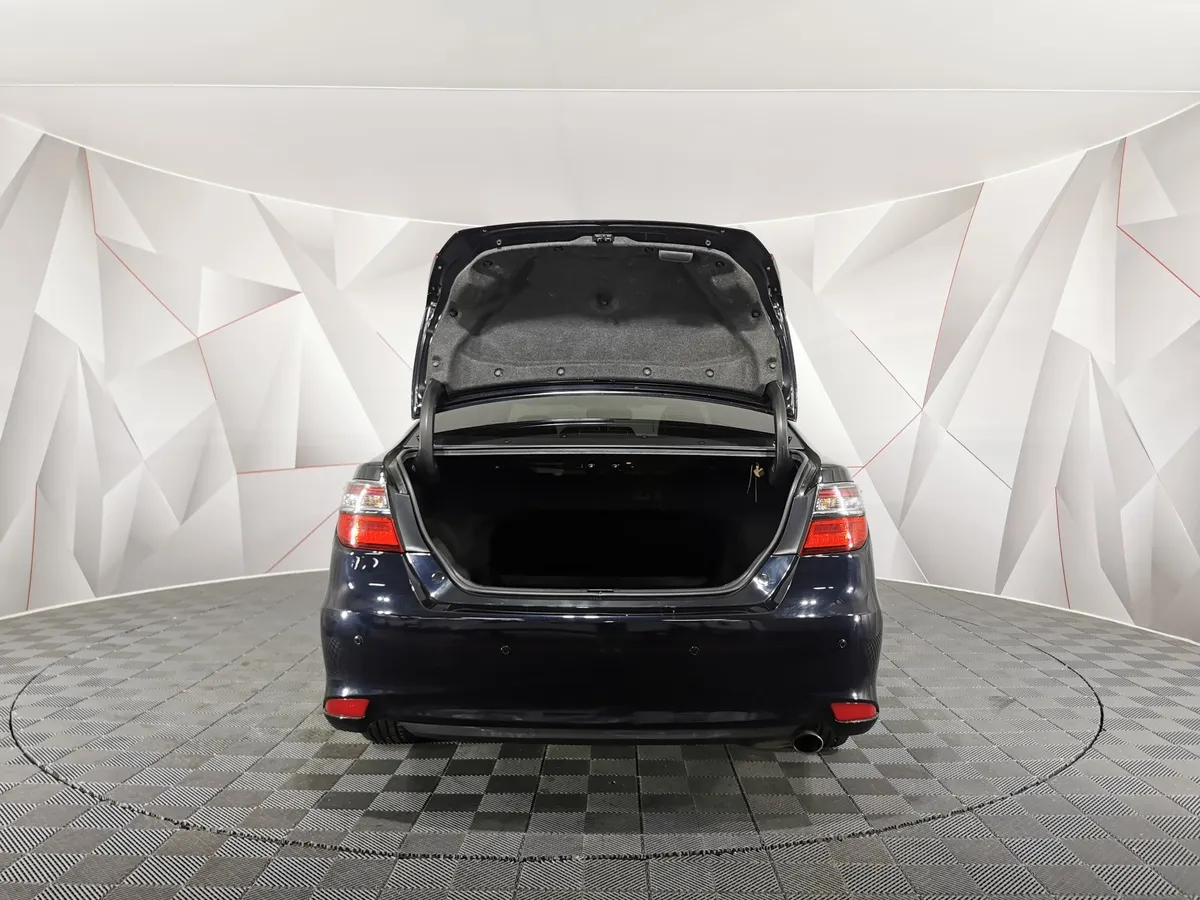 Toyota Camry 2.0 AT (148 л.с.) Черный в АВИЛОН. Слайд №11