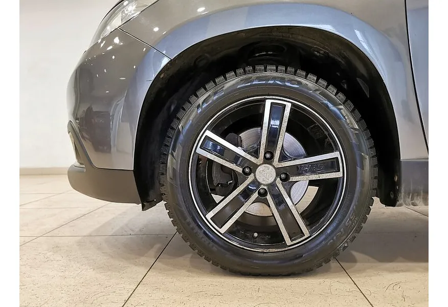 Peugeot 2008 1.6 VTi MT (115 л.с.) Серый в АВИЛОН. Слайд №9