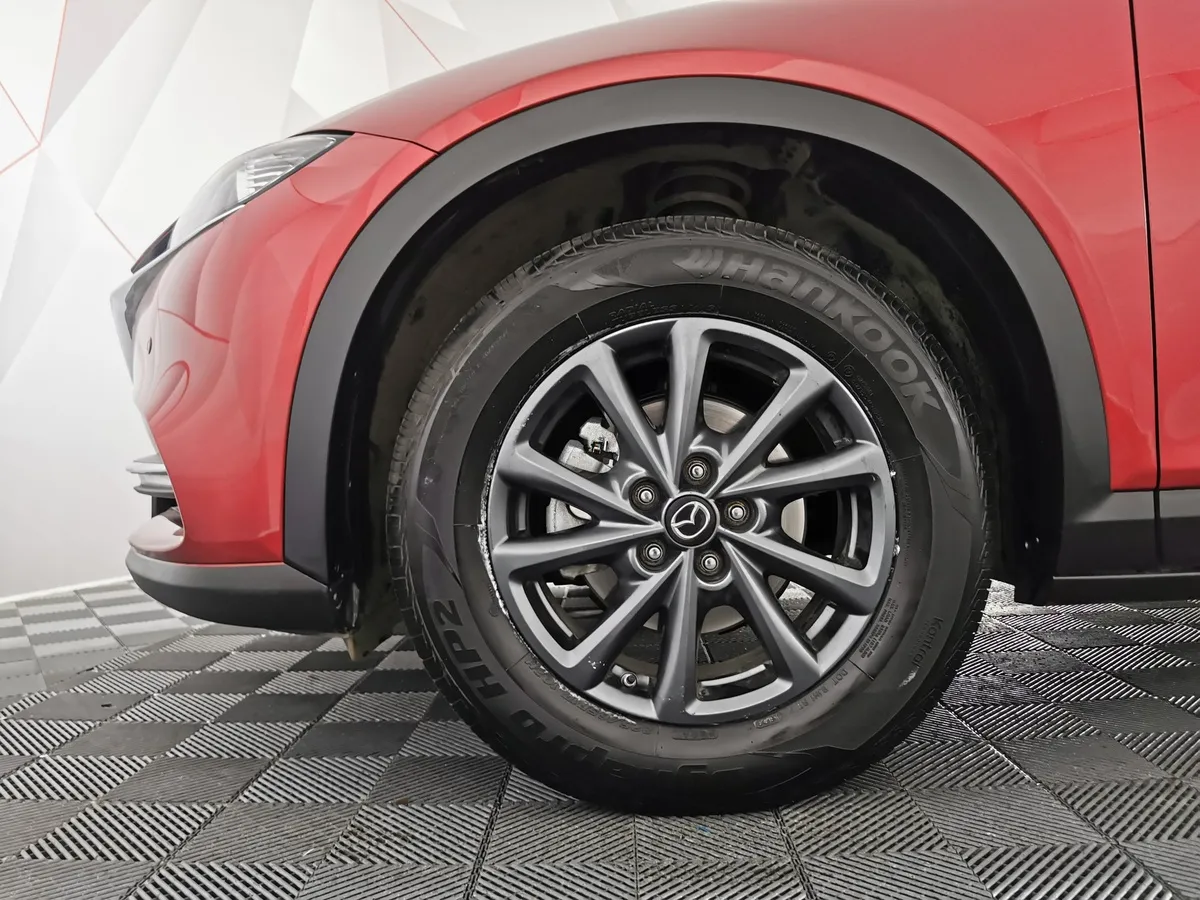 Mazda CX-4 2.0 AT (158 л.с.) High Красный в АВИЛОН. Слайд №9