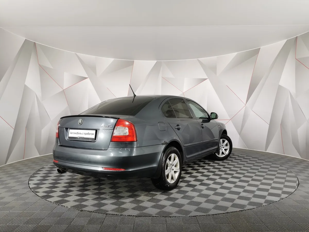 Skoda Octavia 1.4 TSI DSG (122 л.с.) Серый в АВИЛОН. Слайд №2