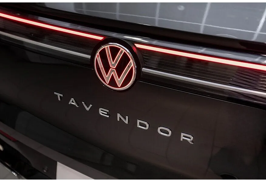 Volkswagen Tavendor 2.0TSI DSG 4WD (220 л.с.) R-Line Cruise Edition Серый в АВИЛОН. Слайд №12