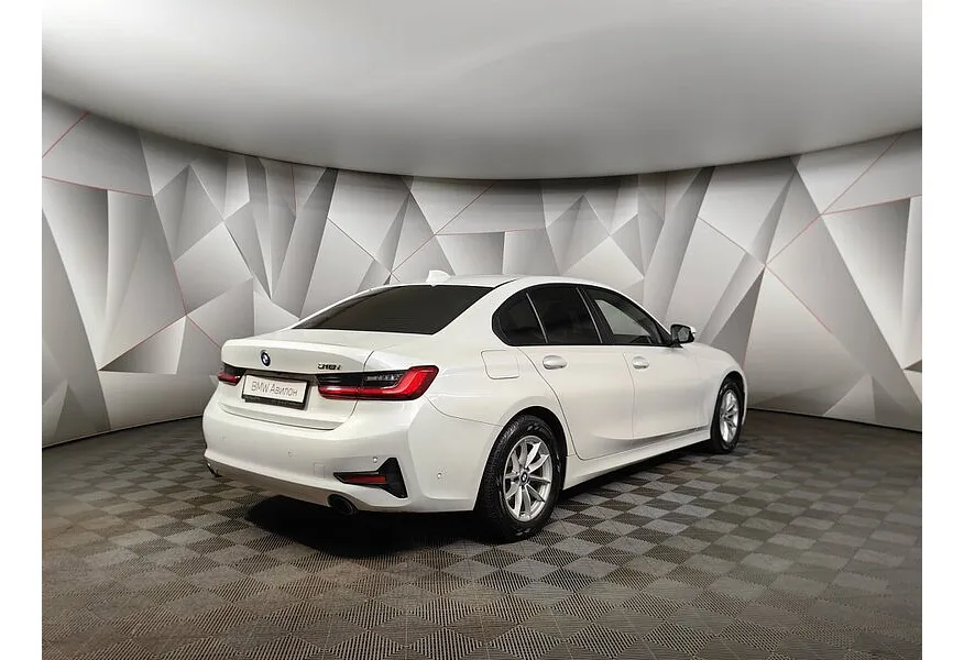 BMW 3 серия 318i Steptronic (156 л.с.) Белый в АВИЛОН. Слайд №2