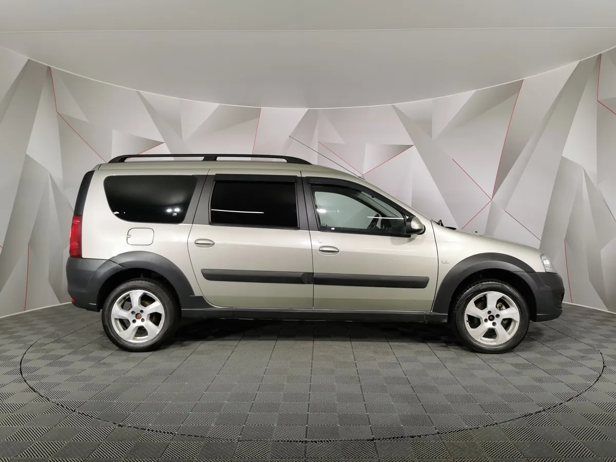 ВАЗ (Lada) Largus 1.6 MT 16 кл (5 мест) (102 л.с.) KS045-52-X00 Luxe Бежевый в АВИЛОН. Слайд №6