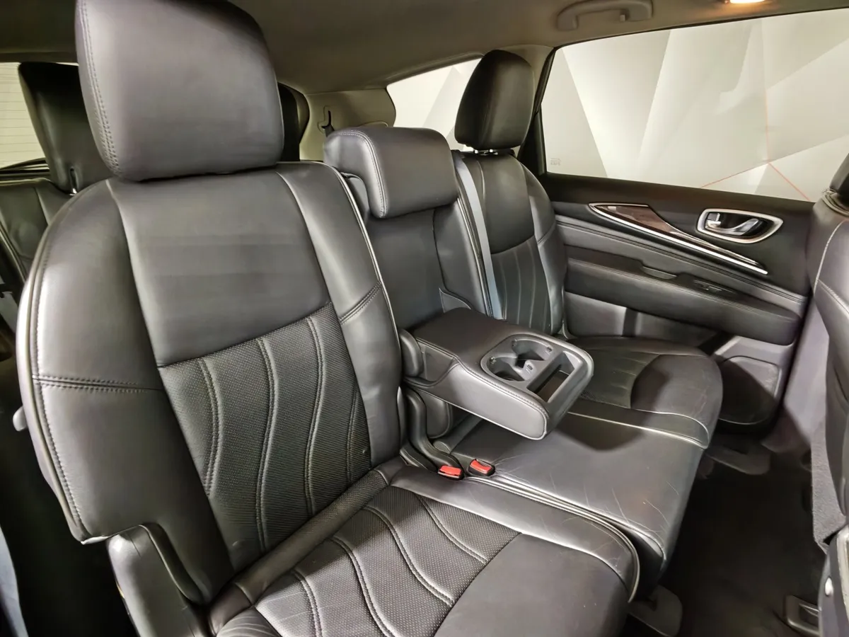 Infiniti JX-Series JX35 CVT AWD (262 л.с.) Premium Черный в АВИЛОН. Слайд №16