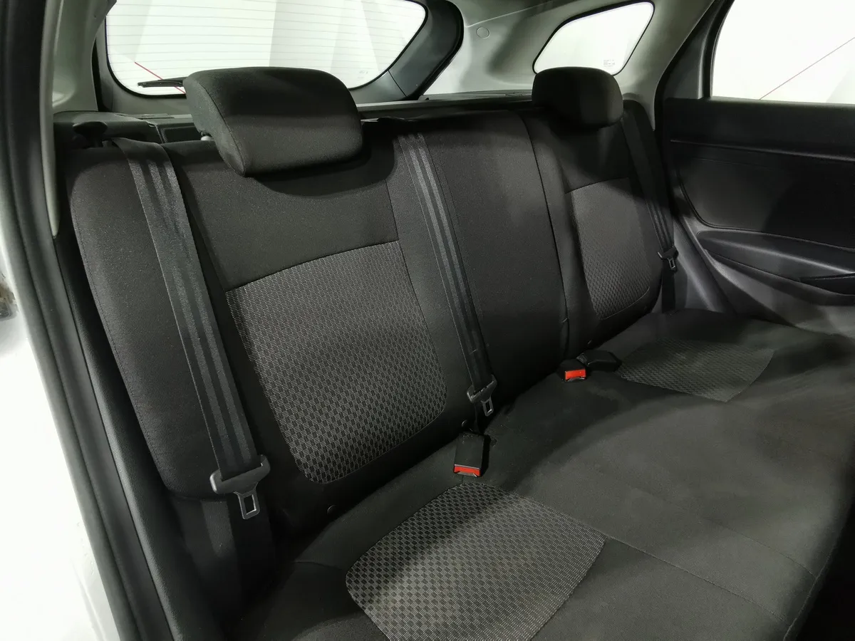 ВАЗ (Lada) Vesta 1.6 MT (106 л.с.) Comfort Winter Серый в АВИЛОН. Слайд №15