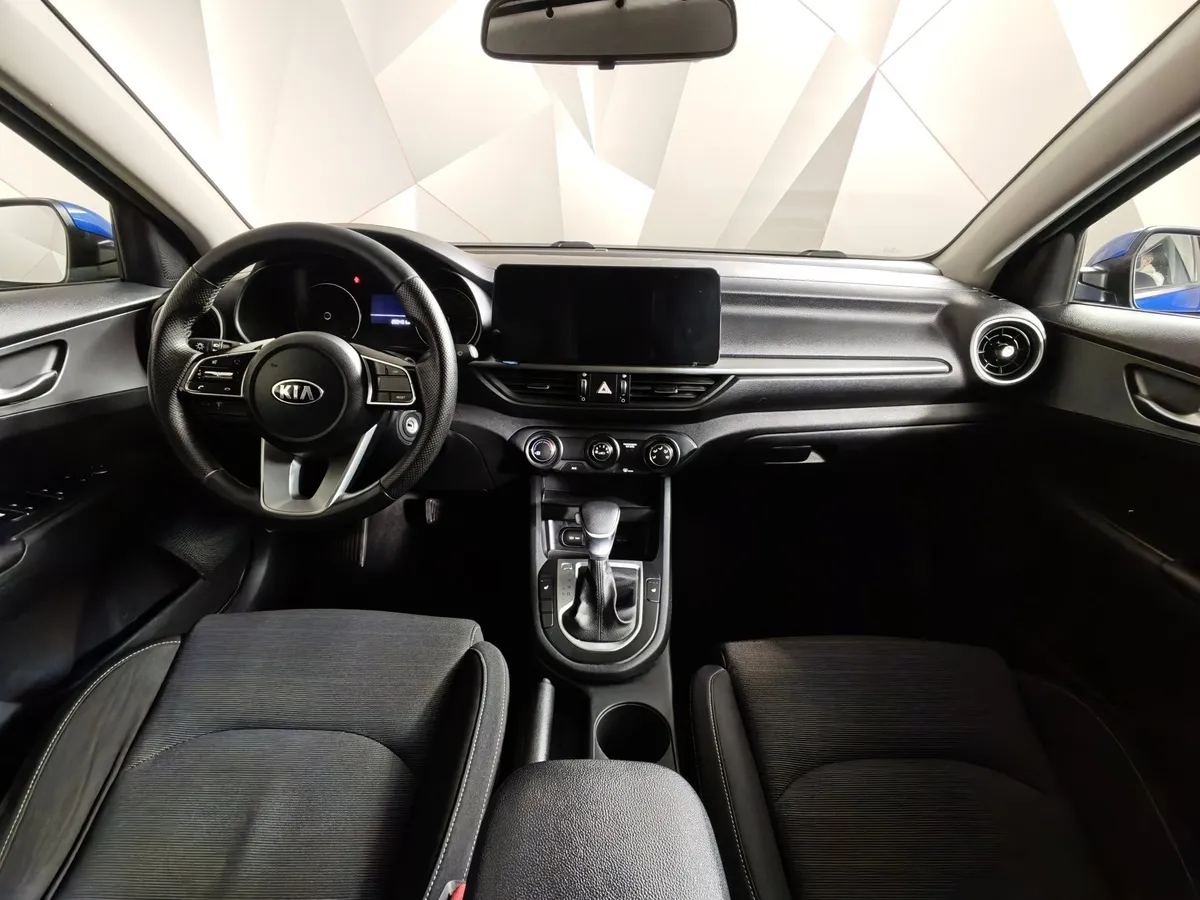 Kia Cerato 2.0 MPI AT (150 л.с.) Comfort Синий в АВИЛОН. Слайд №14