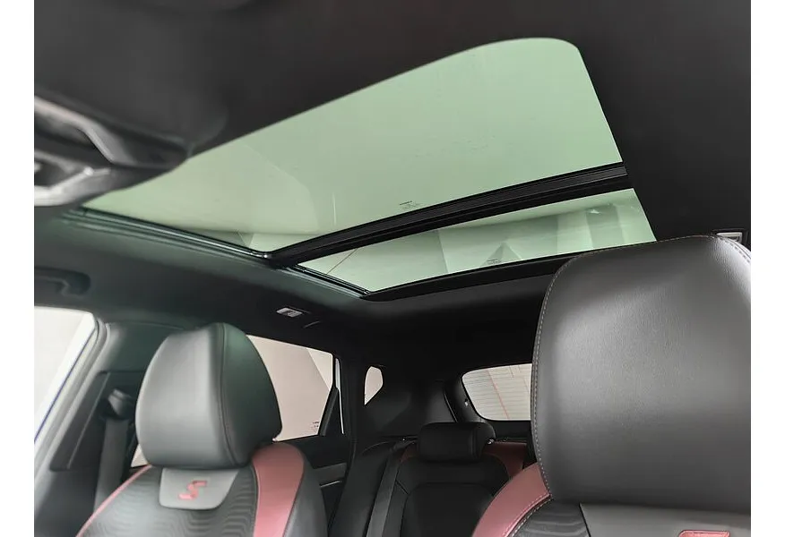 Geely Coolray 1.5T 7DCT 2WD (150 л.с.) Flagship Белый в АВИЛОН. Слайд №22