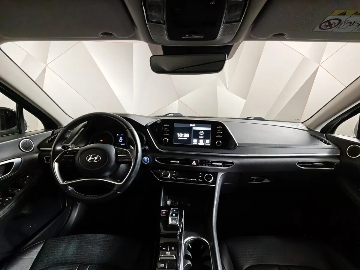 Hyundai Sonata 2.0 MPI (150 л.с.) Way Серый в АВИЛОН. Слайд №14