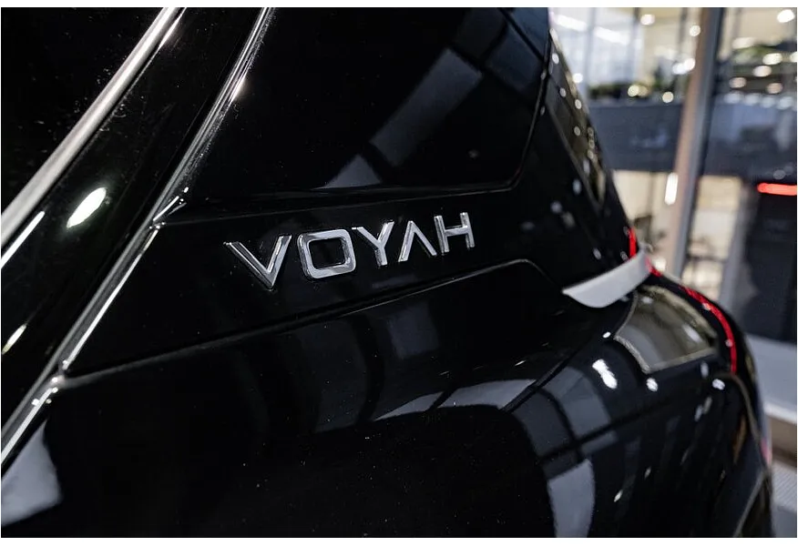АВИЛОН - Voyah Free EVR Long Range 1.5 AT AWD (489 л.с.) Черный - slide 13