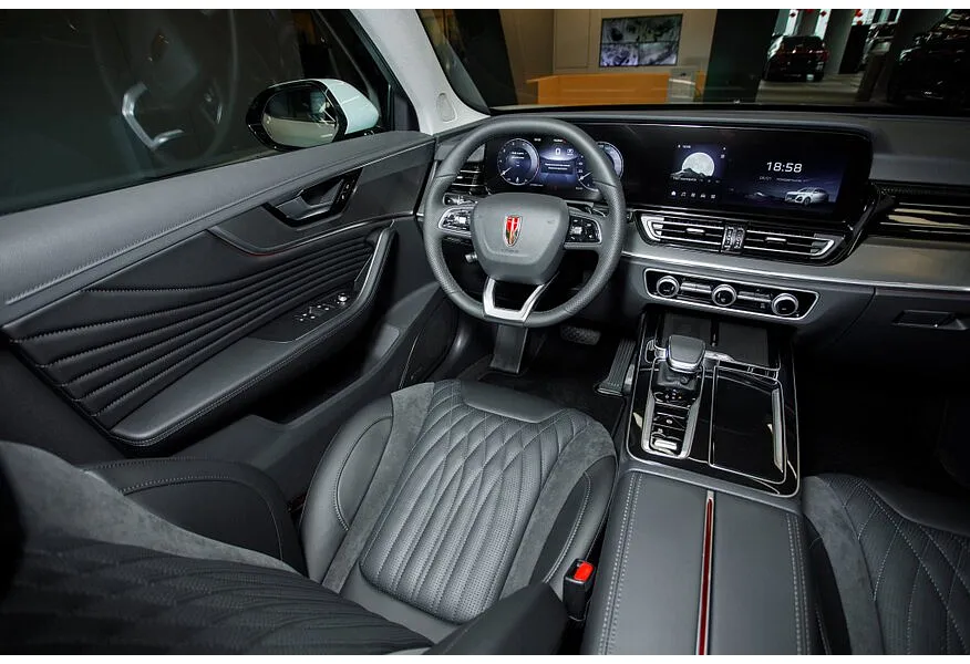 Hongqi HS5 2.0T AT 4WD (245 л.с.) Deluxe Коричневый в АВИЛОН. Слайд №8