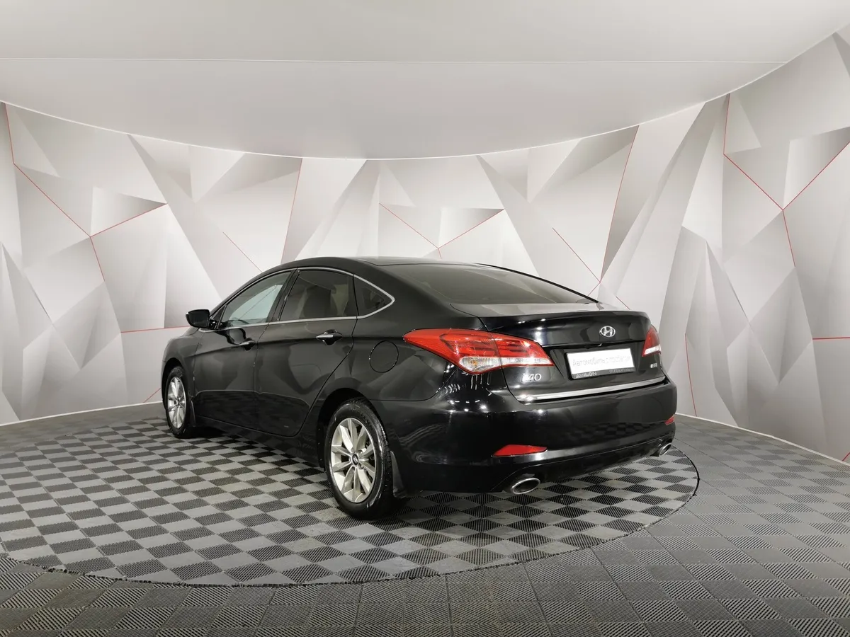 Hyundai i40 2.0 AT (150 л.с.) Business Черный в АВИЛОН. Слайд №4