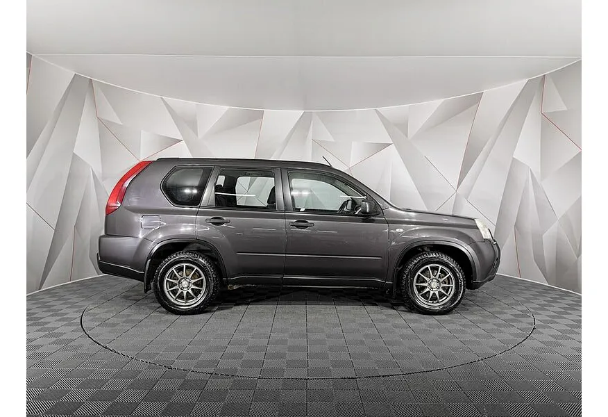Nissan X-Trail 2.0 CVT AWD (141 л.с.) Фиолетовый в АВИЛОН. Слайд №6