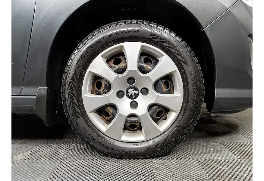 Peugeot 408 1.6 MT (110 л.с.) Серый в АВИЛОН. Слайд №9