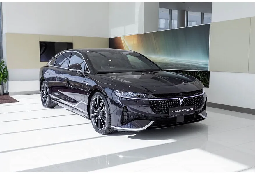 Voyah Passion 1.5 AT AWD (530 л.с.) Executive Фиолетовый в АВИЛОН. Слайд №2