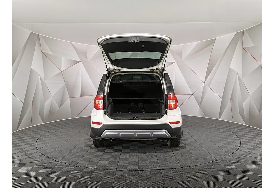 Skoda Yeti 1.2 TSI DSG (105 л.с.) Active Белый в АВИЛОН. Слайд №12