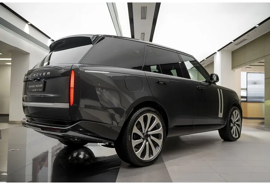 Land Rover Range Rover 4.4 P530 V8 AT AWD (530 л.с.) Autobiography Серый в АВИЛОН. Слайд №7