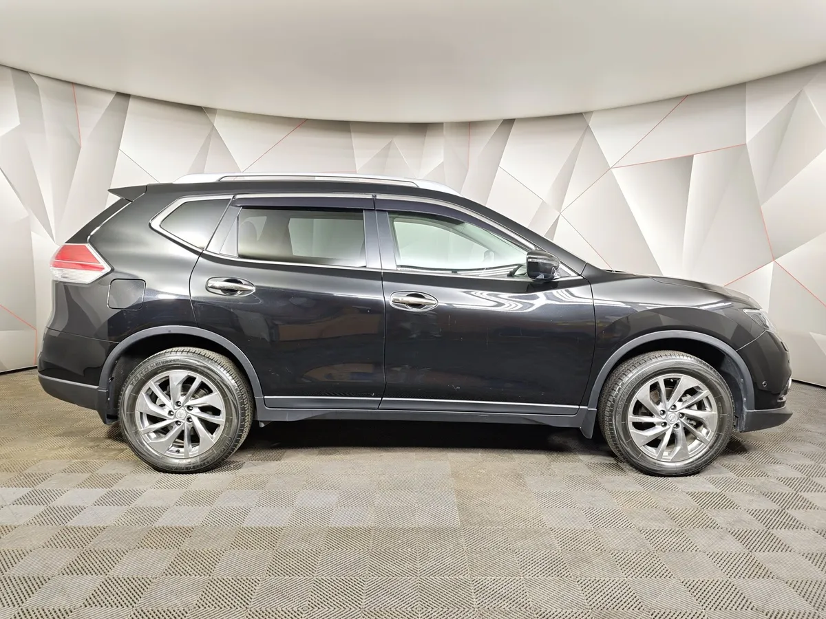 Nissan X-Trail 2.5 CVT AWD (171 л.с.) Черный в АВИЛОН. Слайд №6
