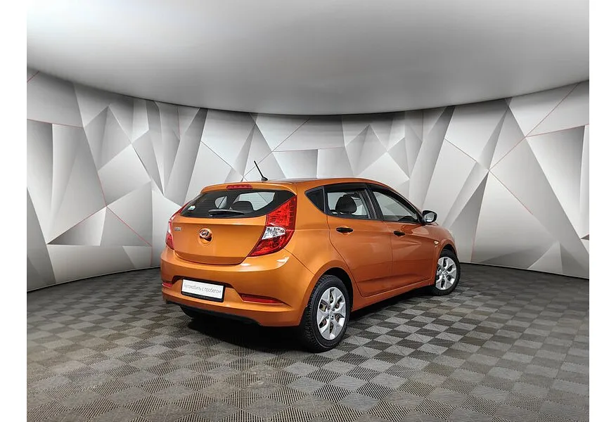 Hyundai Solaris 1.6 MT (123 л.с.) Comfort Оранжевый в АВИЛОН. Слайд №2 Hyundai Solaris 1.6 MT (123 л.с.) Comfort Оранжевый в АВИЛОН. Слайд №2