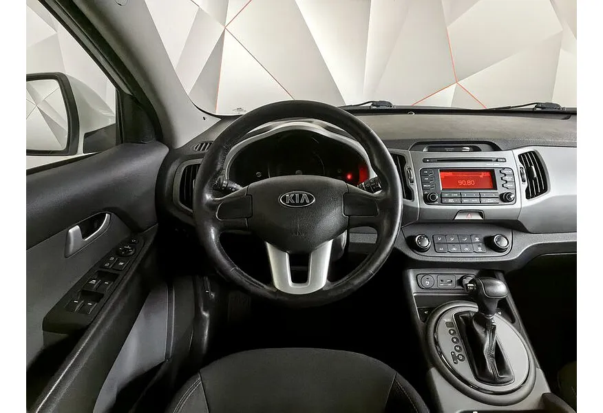 АВИЛОН - Kia Sportage 2.0 AT (150 л.с.) Белый - slide 13