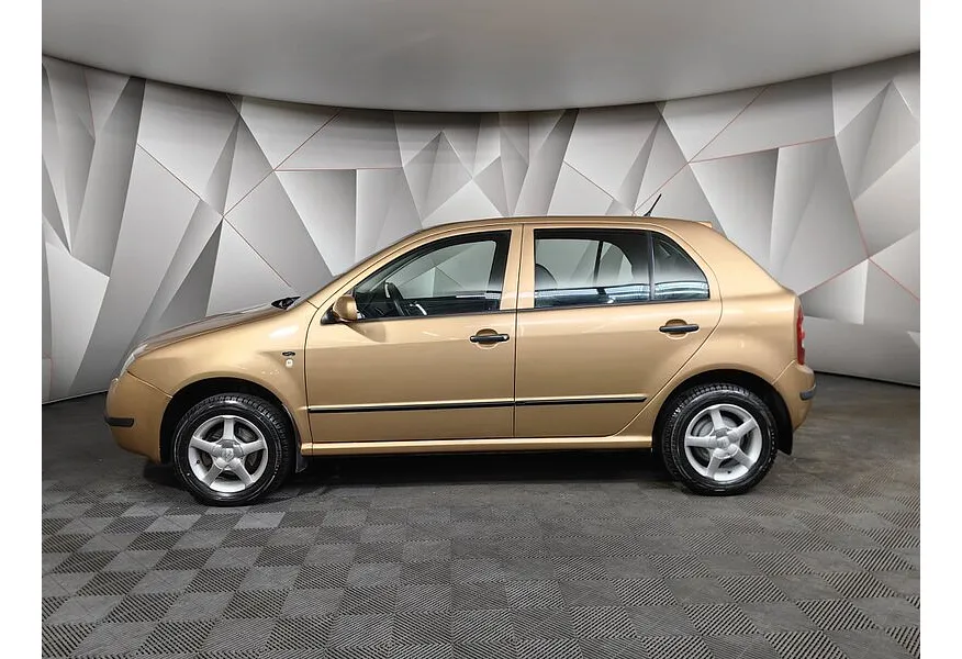 LIVE. Слайд №3