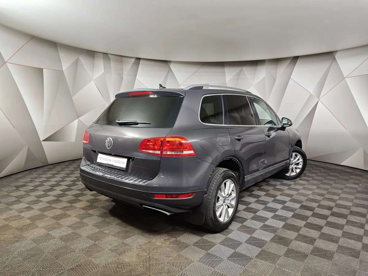 Volkswagen Touareg 3.6 FSI Tiptronic 4Motion (249 л.с.) V6 FSI Серый в АВИЛОН. Слайд №2