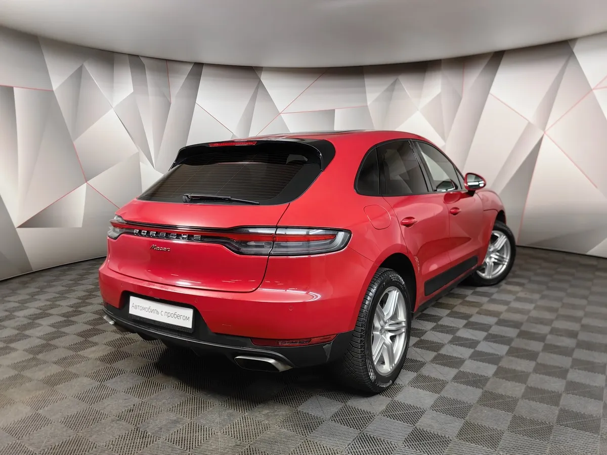 Porsche Macan 2.0 TFSI AMT 4WD (265 л.с.) R4 Красный в АВИЛОН. Слайд №2