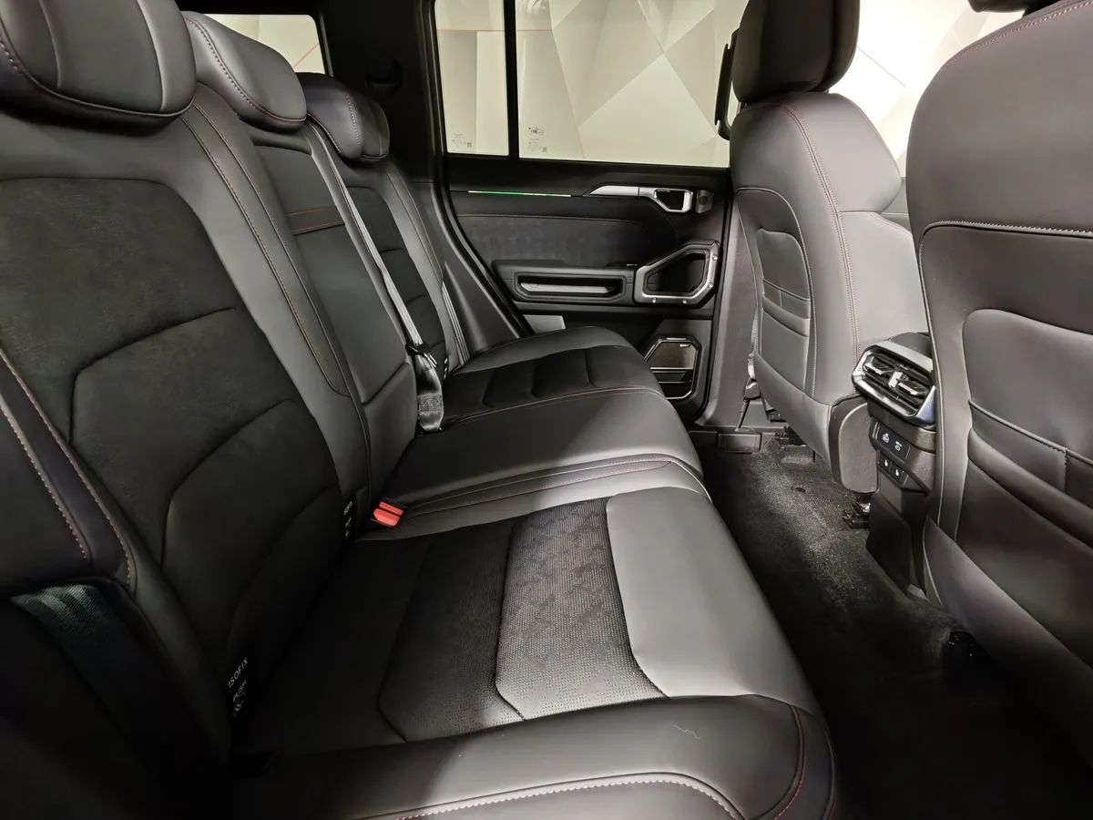 JETOUR T2 2.0T 7DCT AWD (245 л.с.) Престиж Коричневый в АВИЛОН. Слайд №16