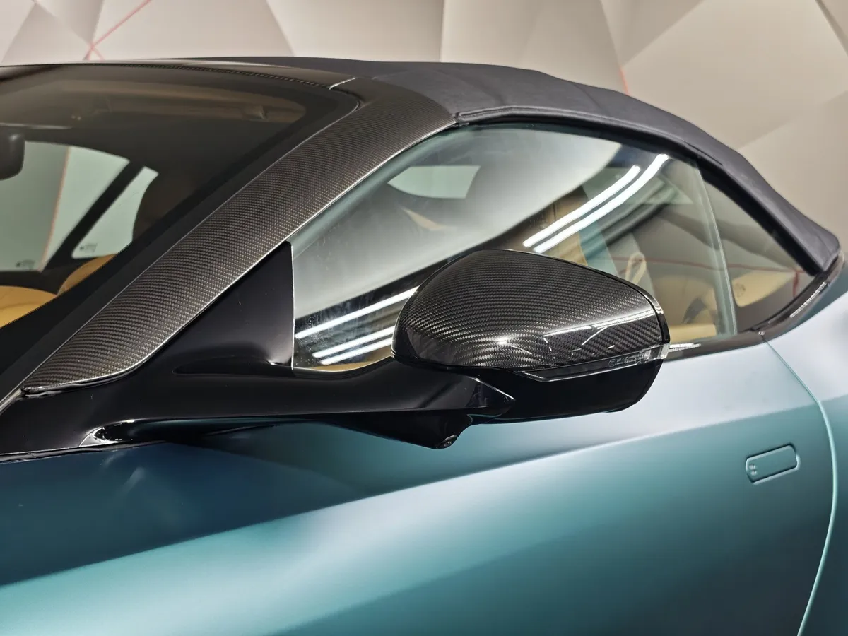 Aston Martin DB12 Volante 5.2 V12 AT (600 л.с.) Зеленый в АВИЛОН. Слайд №21
