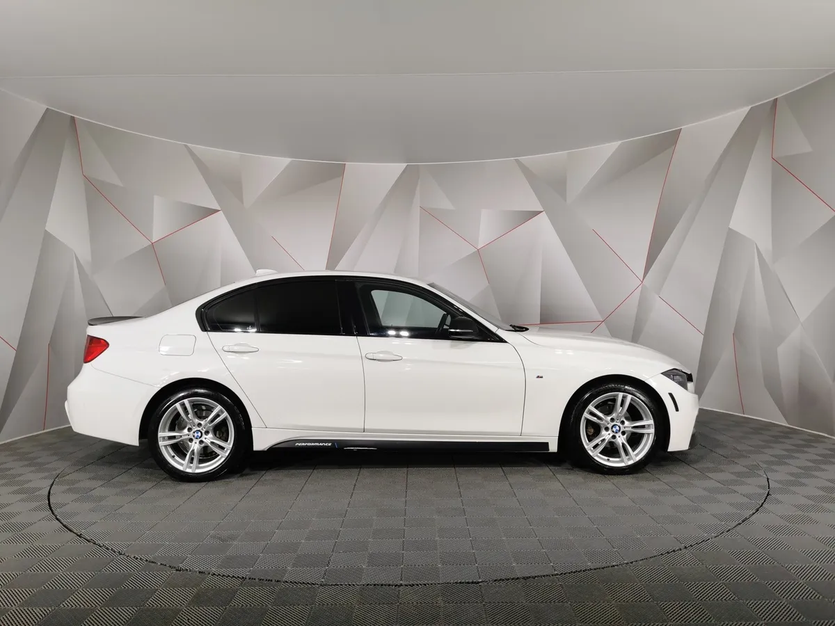 BMW 3 серия 320i xDrive AT (184 л.с.) M Sport Белый в АВИЛОН. Слайд №6