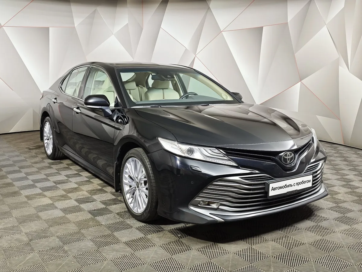 Toyota Camry 2.5 AT (181 л.с.) Черный в АВИЛОН. Слайд №3