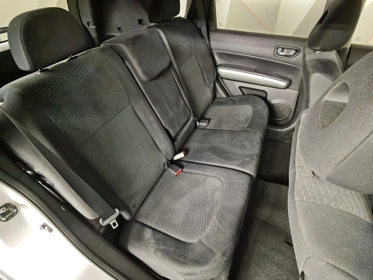 Nissan X-Trail 2.0 CVT AWD (141 л.с.) Серебристый в АВИЛОН. Слайд №17