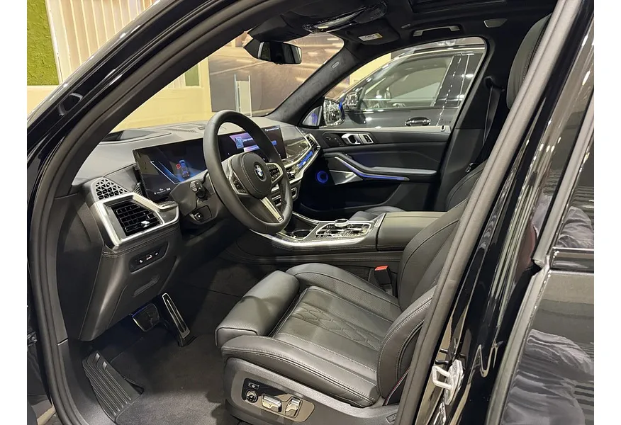 BMW X5 xDrive40d Steptronic (352 л.с.) Черный в АВИЛОН. Слайд №8