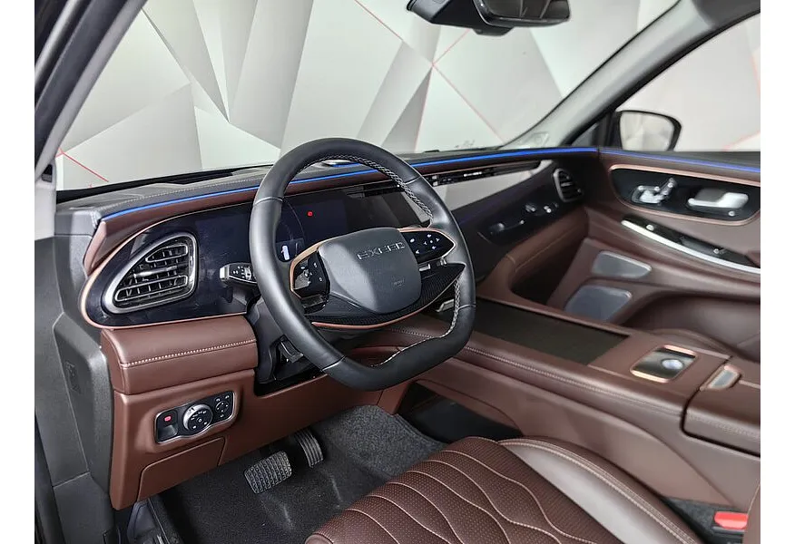 АВИЛОН - EXEED VX 2.0 AT AWD (249 л.с.) 7 мест President Черный - slide 9425241