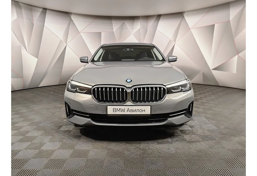 BMW 5 серия 520i Steptronic (184 л.с.) Business Серый в АВИЛОН. Слайд №3