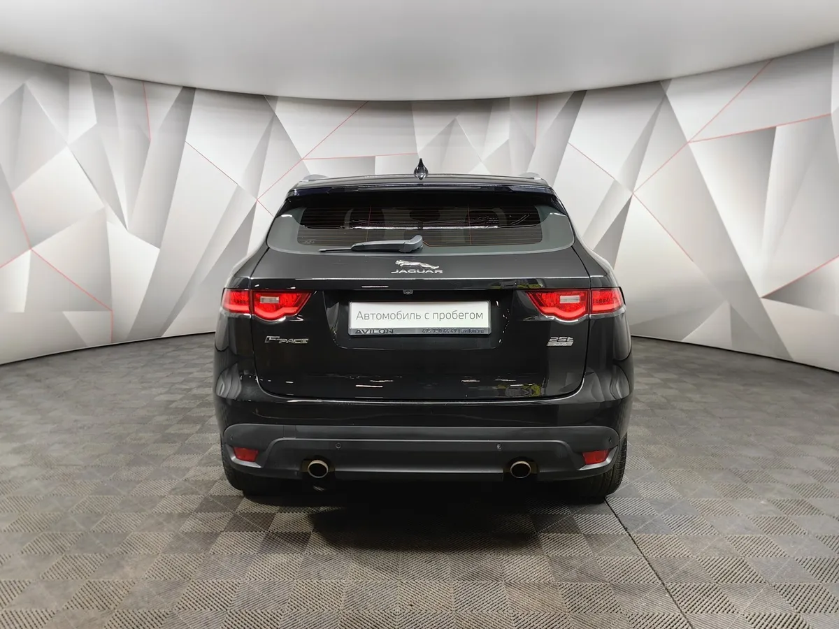 Jaguar F-Pace 2.0 AT AWD (249 л.с.) Prestige Черный в АВИЛОН. Слайд №8