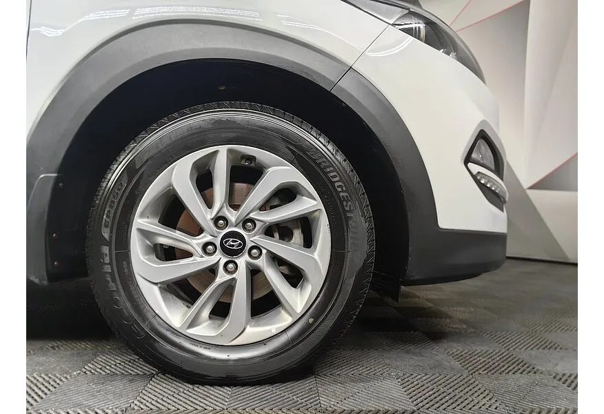 LIVE. Слайд №16