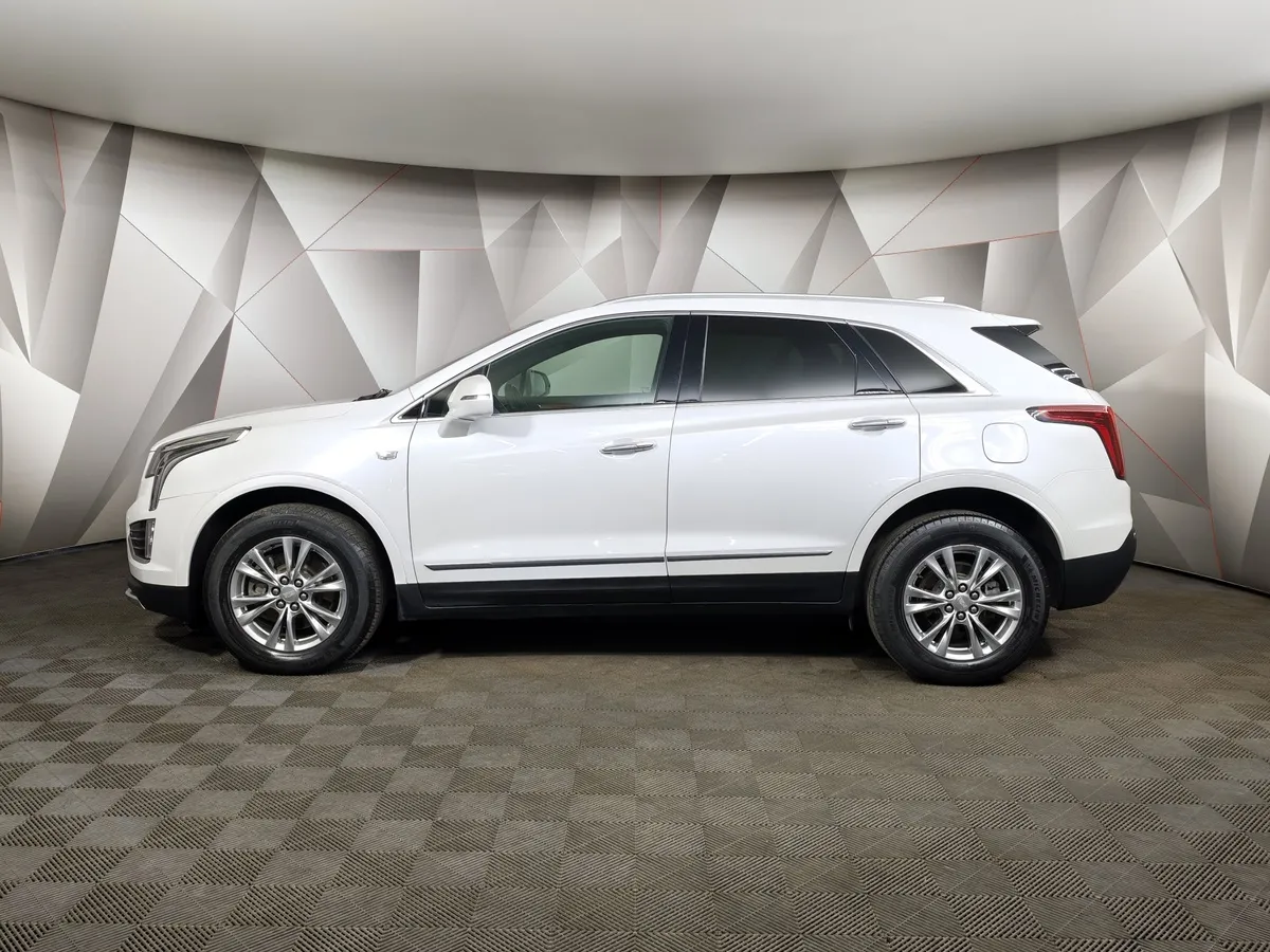 Cadillac XT5 2.0T АТ AWD (200 л.с.) Premium Luxury Белый в АВИЛОН. Слайд №5