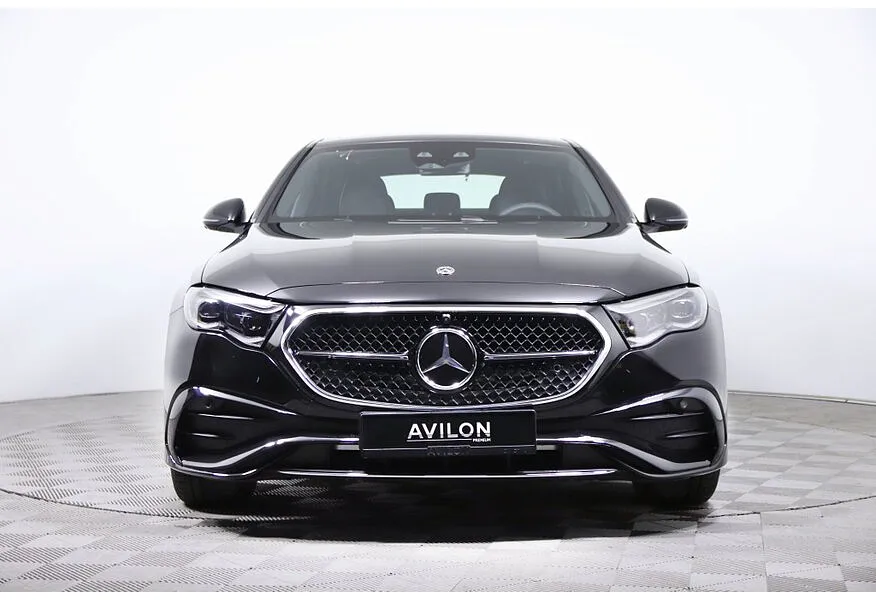 АВИЛОН - Mercedes-Benz E-Класс E 300 4MATIC (258 л.с.) Черный - slide 2