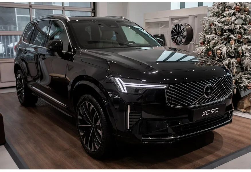 Volvo XC90 2.0 B6 mild hybrid AT AWD (7 мест) (300 л.с.) Ultra Bright Черный в АВИЛОН. Слайд №4