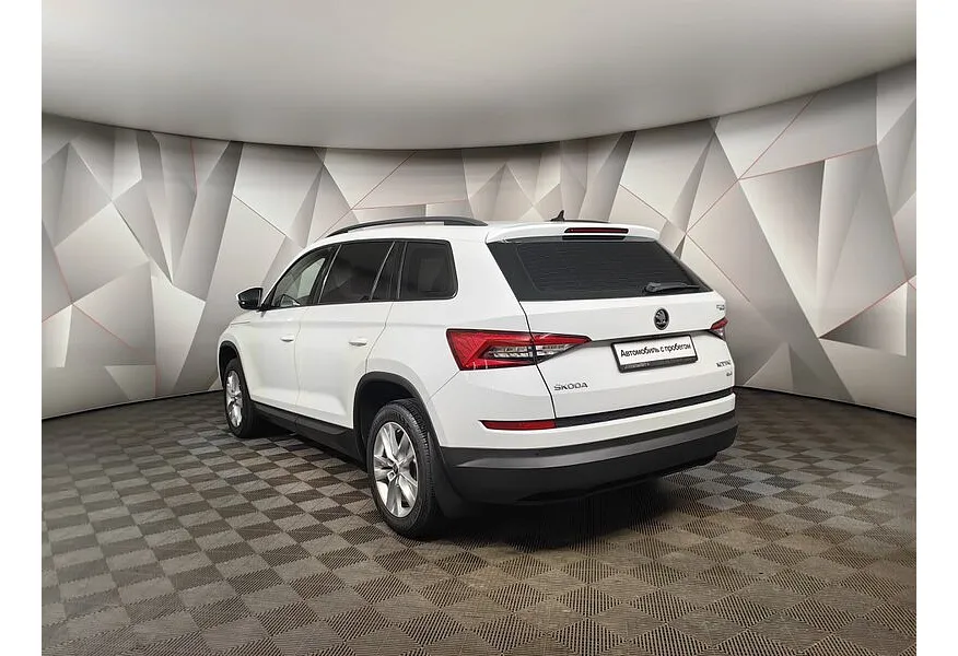 АВИЛОН - Skoda Kodiaq 1.4 TSI DSG 4X4 (150 л.с.) Белый - slide 6