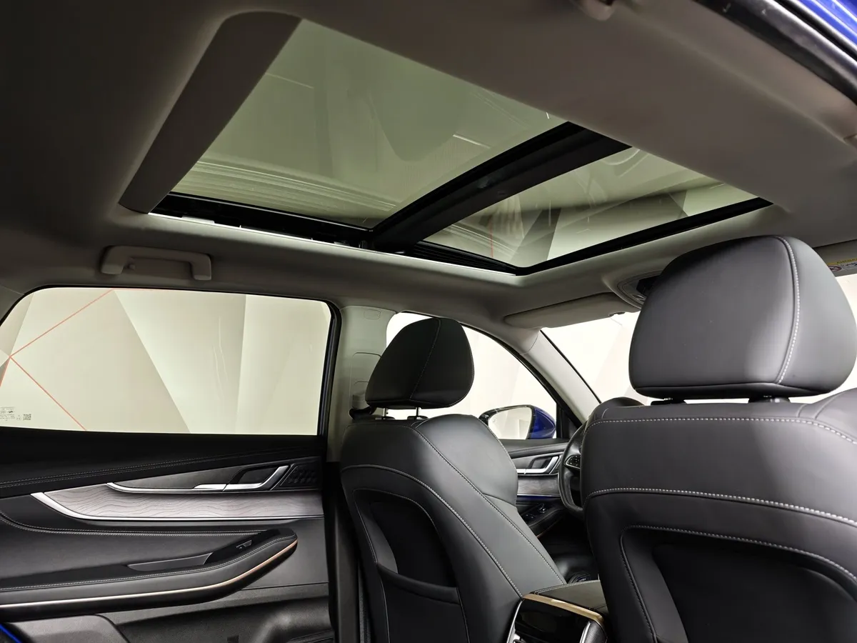 EXEED LX 1.6T DCT 4WD (150 л.с) Premium Plus Синий в АВИЛОН. Слайд №22